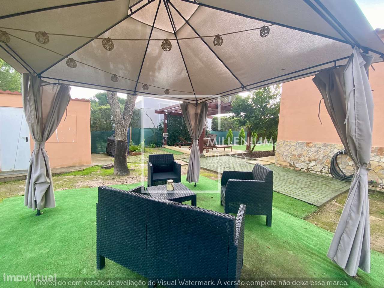 Moradia Térrea V4 com Piscina | Vila Nova de Santo Estêvão-15