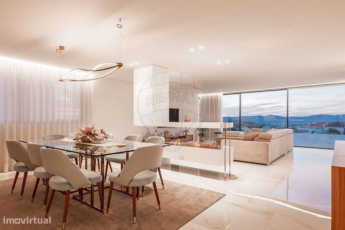 Moradia T4 para venda - Grande imagem: 2/50