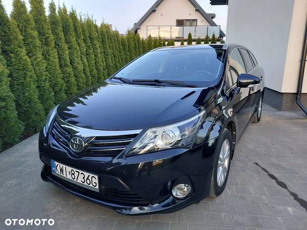 Toyota Avensis - 4