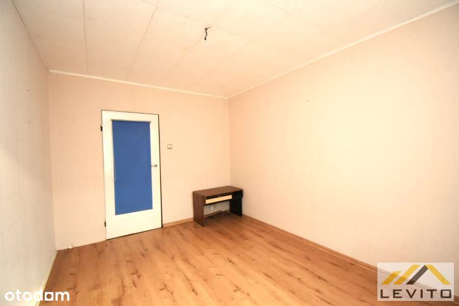 M3  Okolice stadionu | C.O Miejskie | Balkon-2