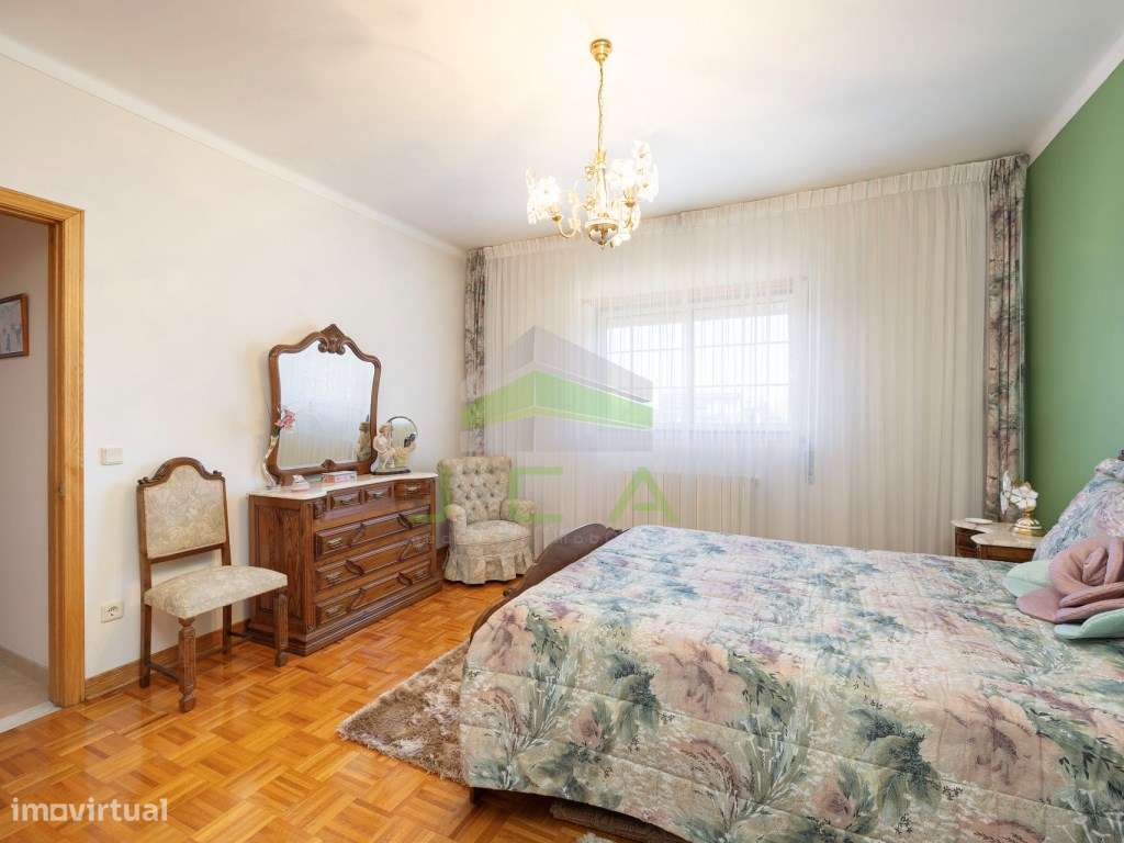 Moradia V3+2 com 4.010m2 de terreno a 5min de Leiria-32