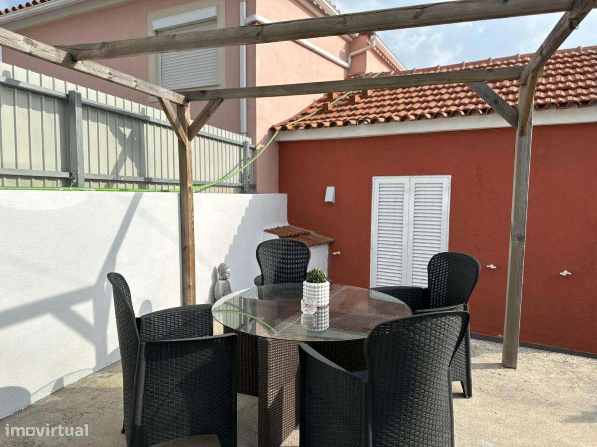 Apartamento com 1 quartos - localizado em Coimbra - Grande imagem: 5/10