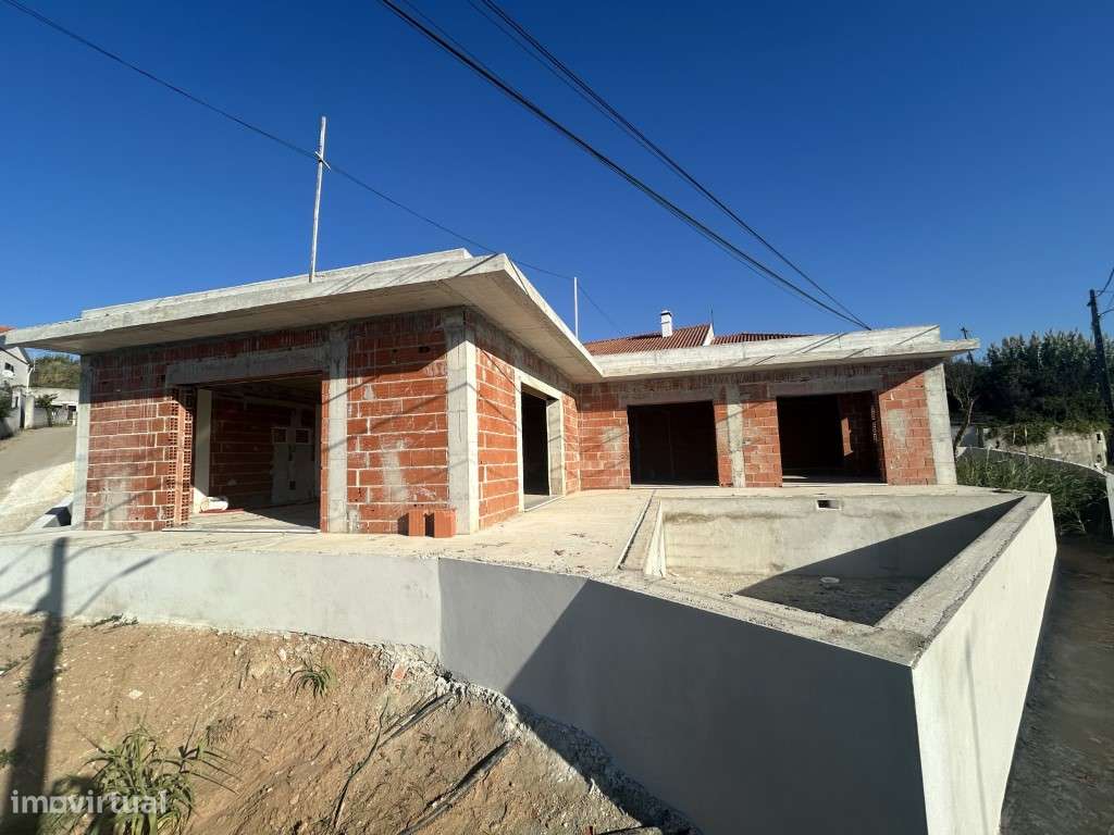 Moradia térrea com vista para a Lagoa de Óbidos e o mar-1