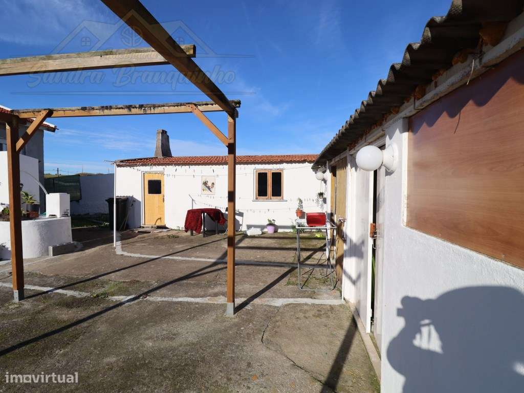 Moradia T3 em lote de 2800m2-53