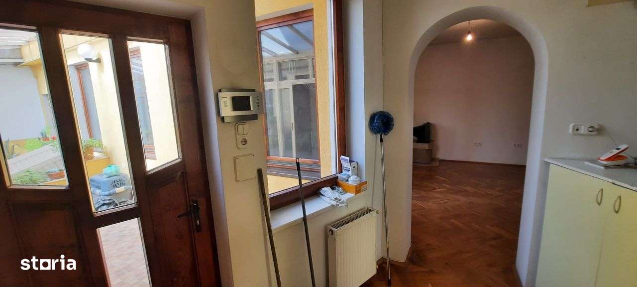 De vanzare casa cu 5 camere, Targu Mures, Zona Centrala - Imagine principală: 5/19