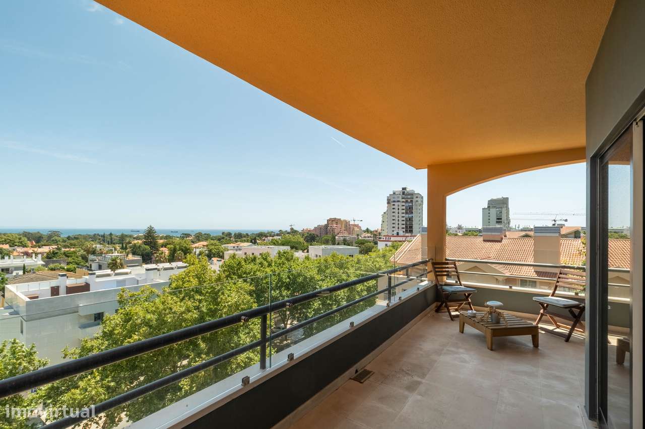 Viva o Sonho de Cascais: Duplex Exclusivo com Vista Mar!-4