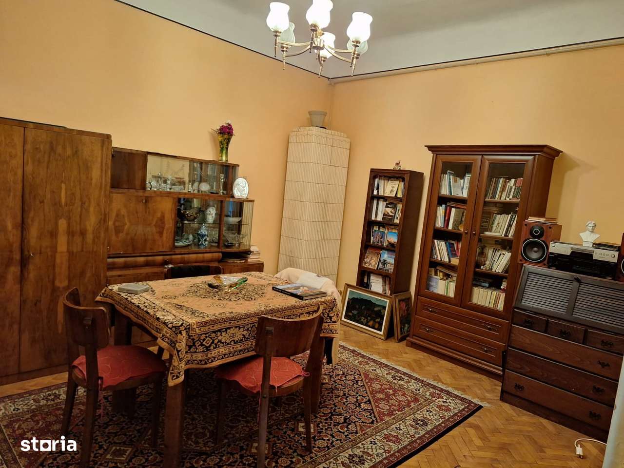 Apartament Spațios la parterul unei Vile – Strada Brassai-1