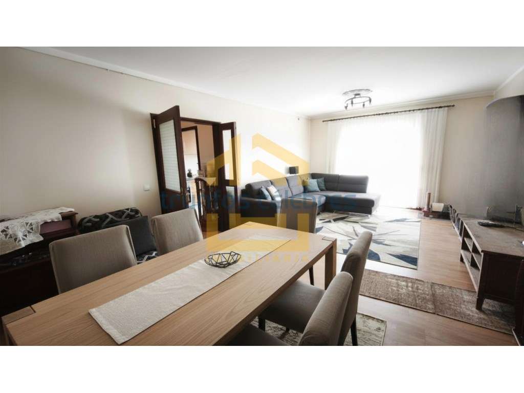 T3 renovado a 200mt da praia das caxinas vila do conde-28