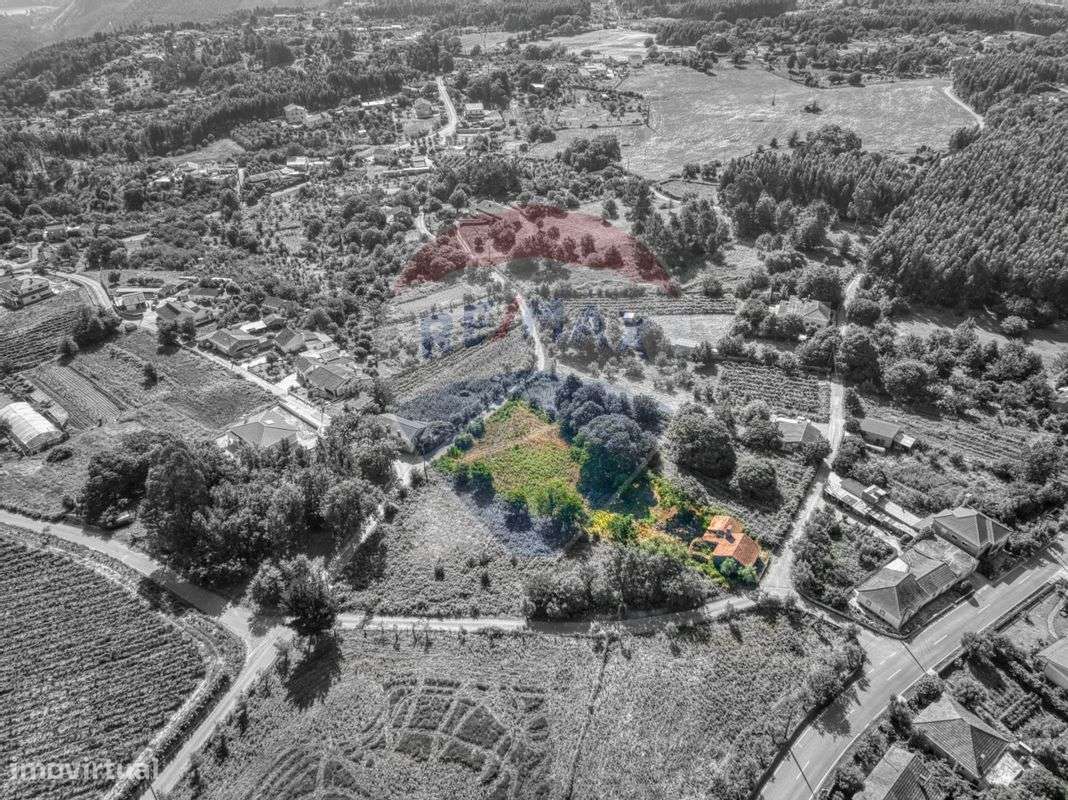 Moradia T2 para venda - Grande imagem: 2/19