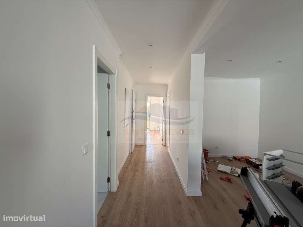 Apartamento T3 Fantástico e Totalmente Remodelado ao Pé da Igreja P...-15