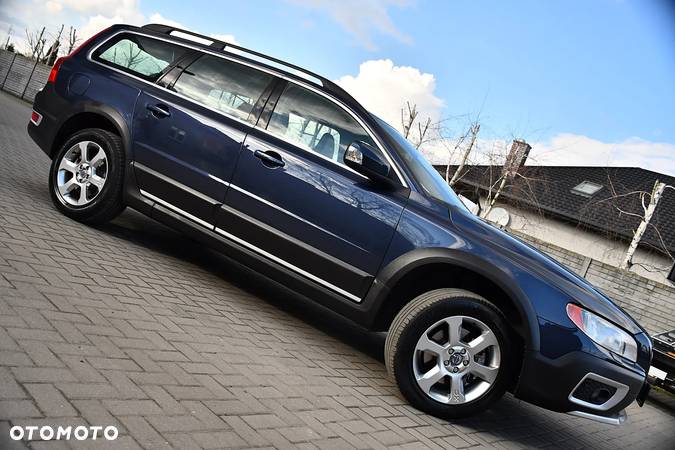 Volvo XC 70 2.4D Momentum - 6