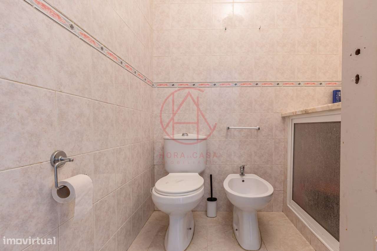 APARTAMENTO T3 1º andar c/ elevador - Sto Antonio da Charneca-30