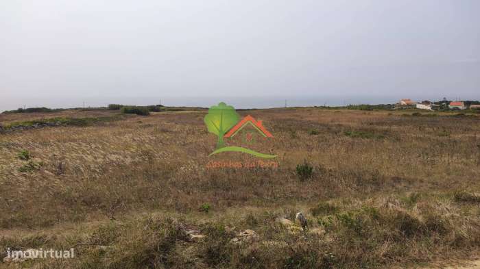 Terreno rústico com vista de mar e casa-3