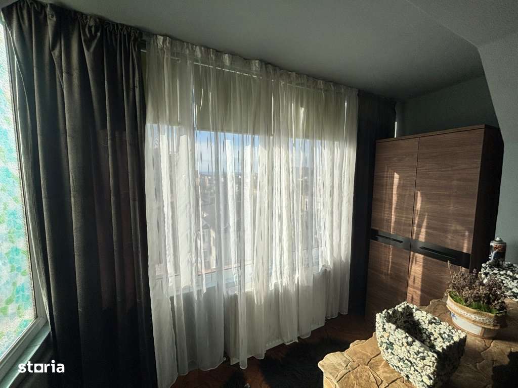 Apartament cu 2 camere de vânzare – Bulevardul București, zona cen-4