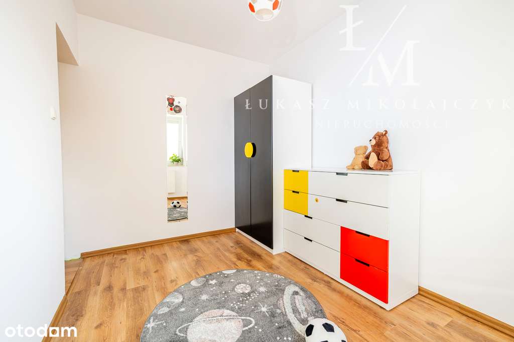 Mieszkanie 4-pokojowe z balkonem – ul. Srebrna-8