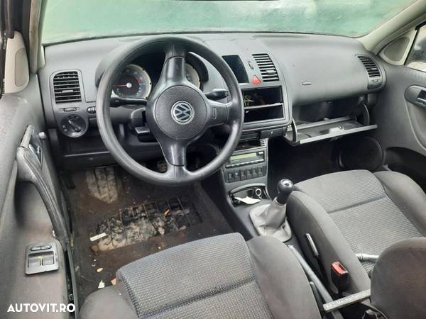 Dezmembrez VW Polo 6N2 - 2