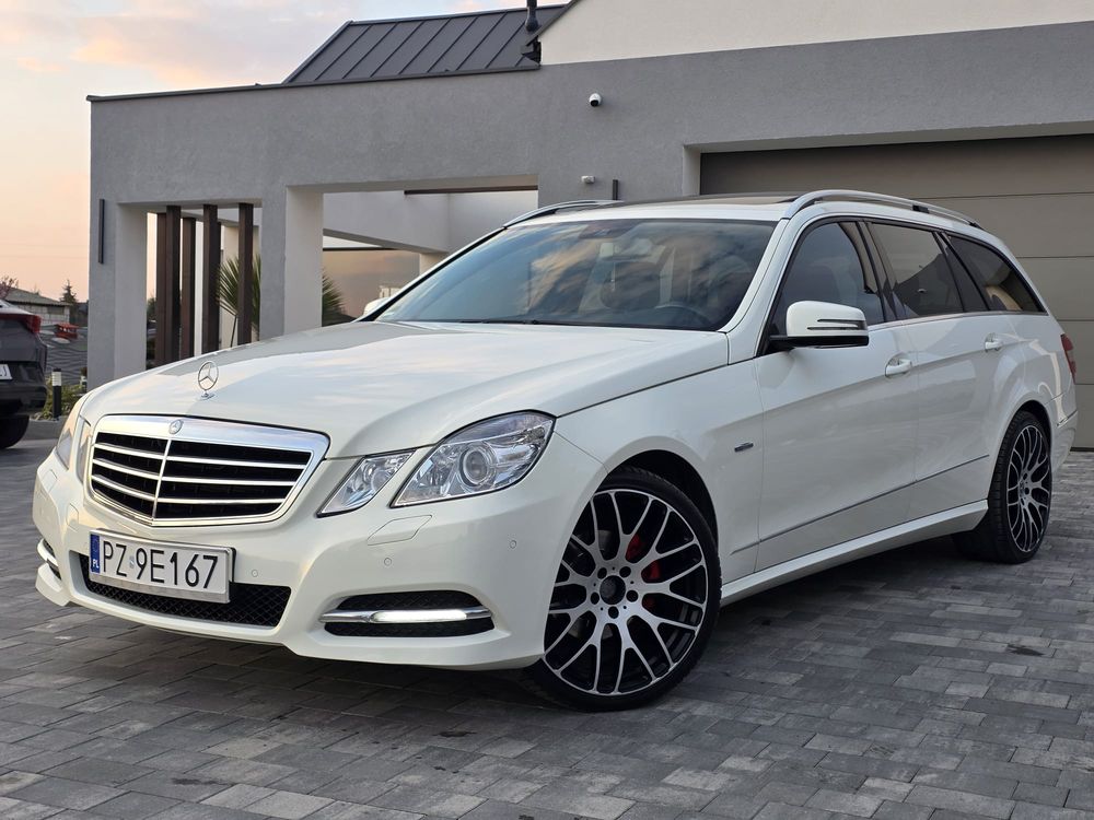 Mercedes-Benz E W212/W207 220 CDI Automatik Avantgarde DPF BusinessEDITION 2012