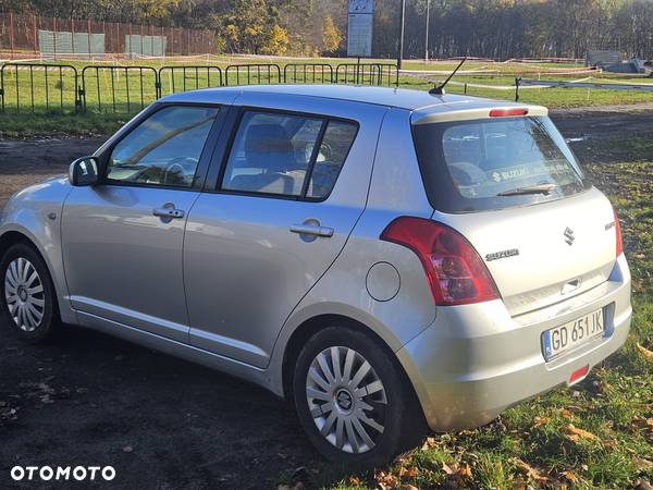 Suzuki Swift 1.3 GLX / Comfort - 10