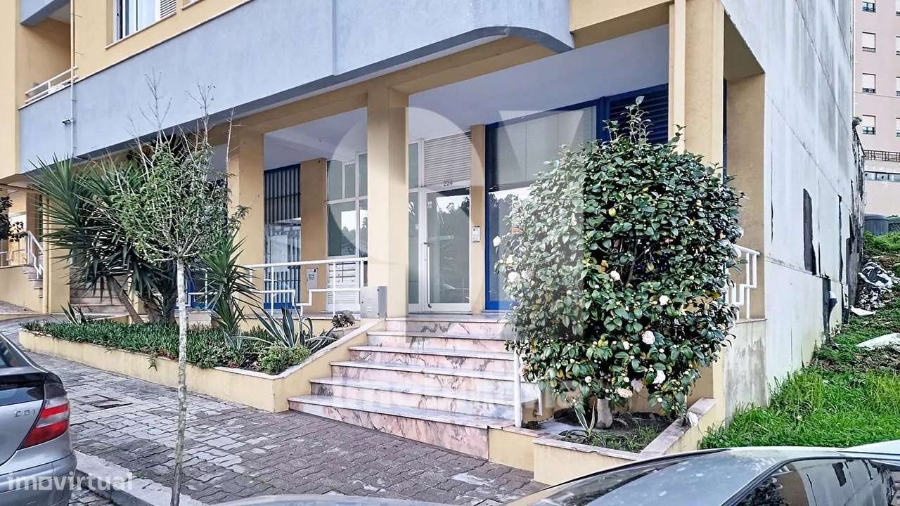 Espaço comercial para arrendamento - Rebordosa - Paredes - Grande imagem: 2/27