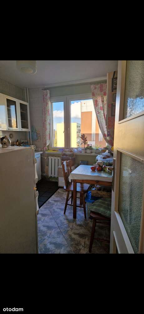 Sprzedam słoneczne i funkcjonalne mieszkanie na zadbanym osiedlu - Pełny obrazek: 4/10