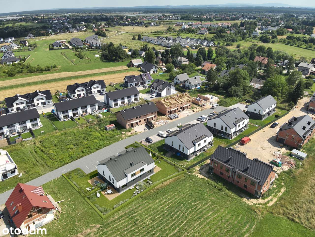 Atrakcyjne mieszkanie z dużym ogrodem i miejscami parkingowymi - Pełny obrazek: 5/10