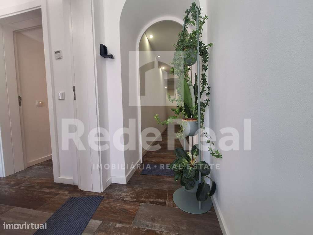 Moradia T4 com Vista Deslumbrante na Zona Histórica de Faro-19