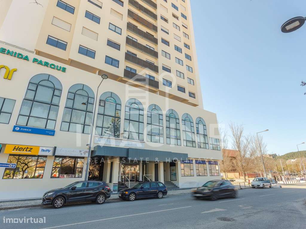 Apartamento T2 na Avenida Luísa Todi, Setúbal - Grande imagem: 2/33