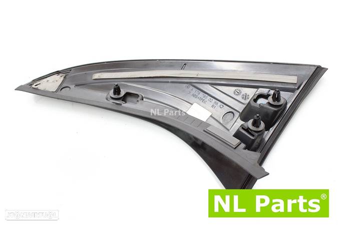 Friso da tampa da mala Mercedes A W176 A1767900288 - 3