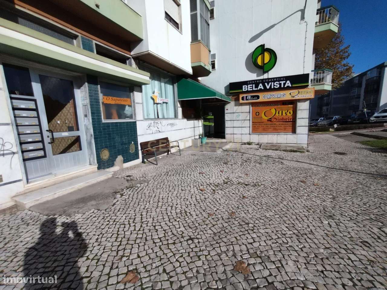 Loja Comercial à Venda – Mem Martins-1