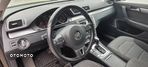 Volkswagen Passat 2.0 TDI Comfortline DSG - 10