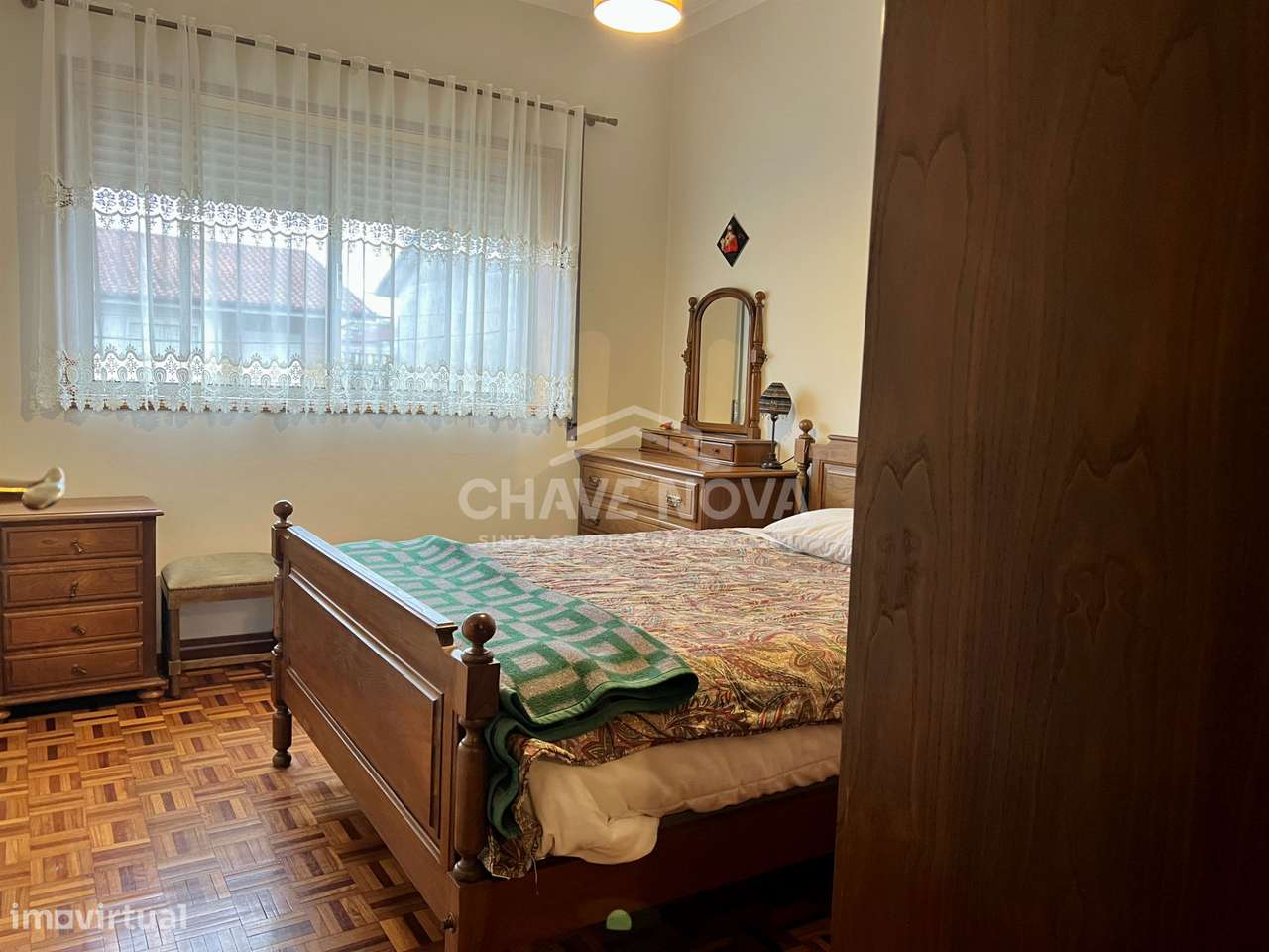 Moradia T4 com jardim e garagem em Ermesinde-18