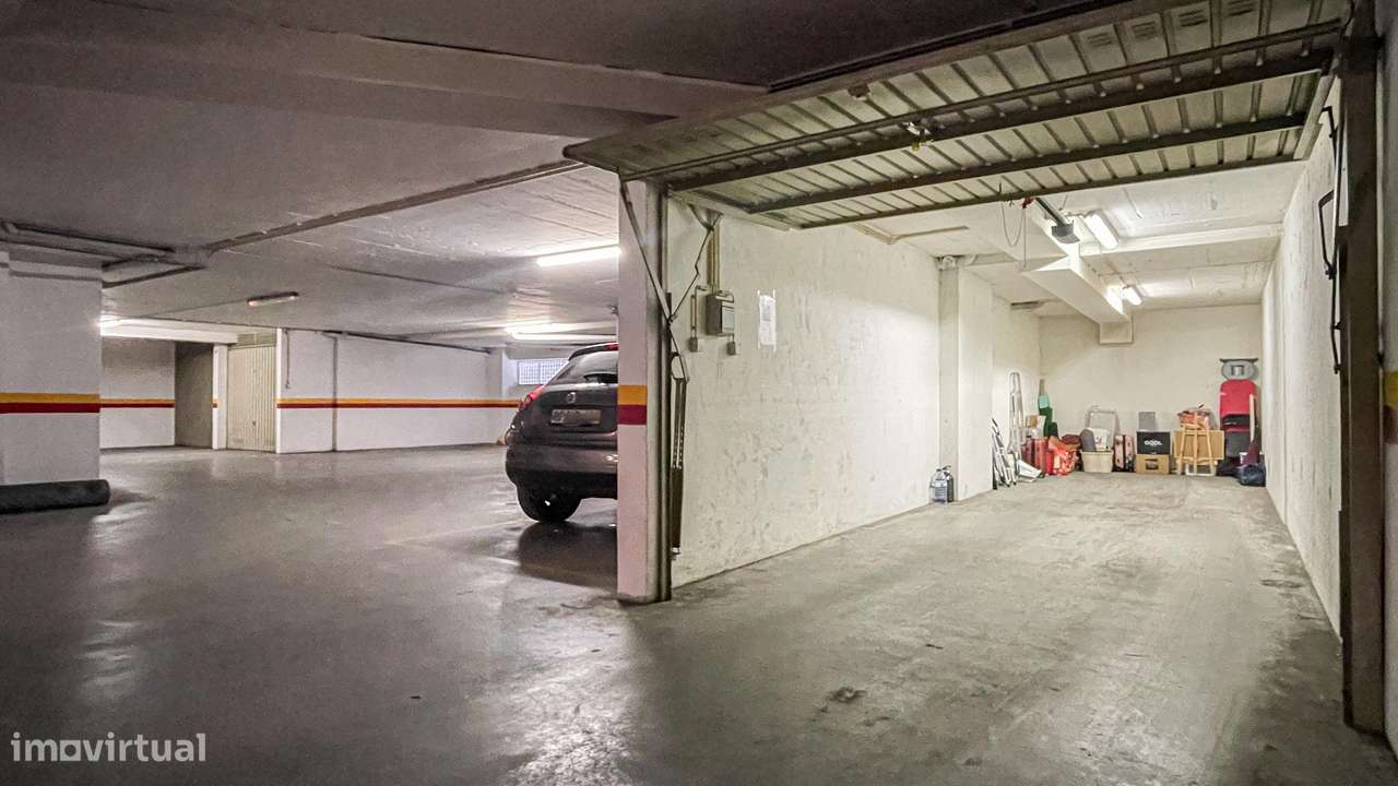 Apartamento T2 - Monte do Estoril - Box 2 carros-22