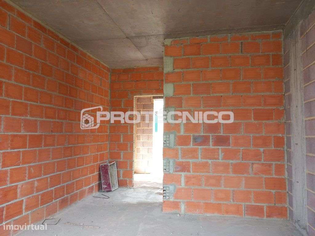 Moradia T4 Isolada – Santa Joana - Grande imagem: 2/10