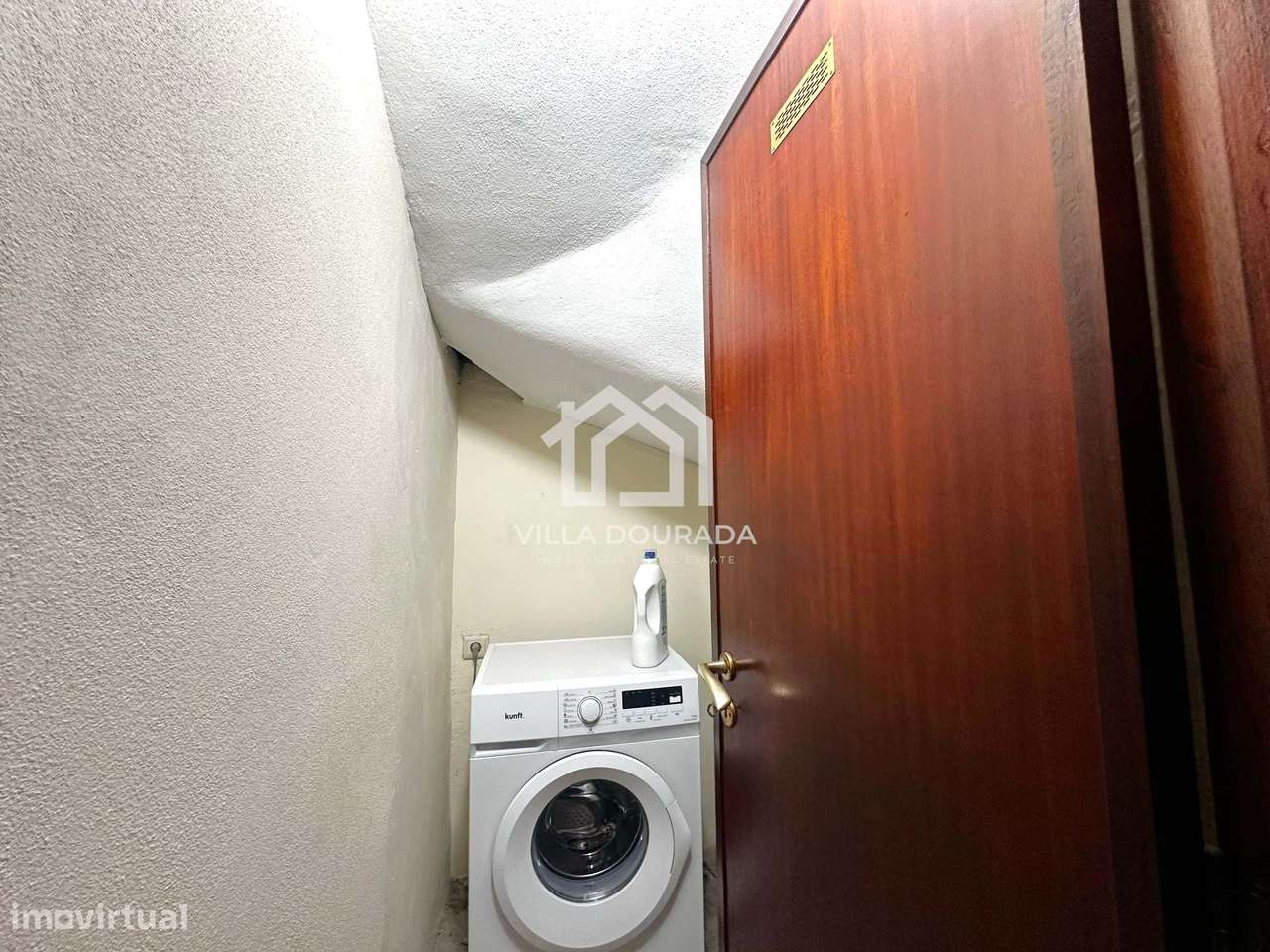 Moradia de 3 pisos em Campanhã, Porto: Espaço, conforto e localização-25