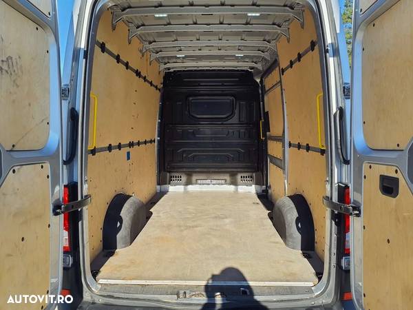 Volkswagen Crafter - 8