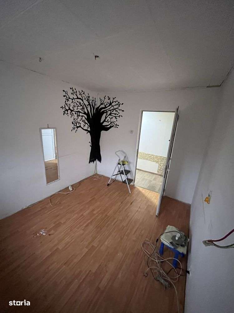 Apartament  4 camere de vanzare Apusului-6