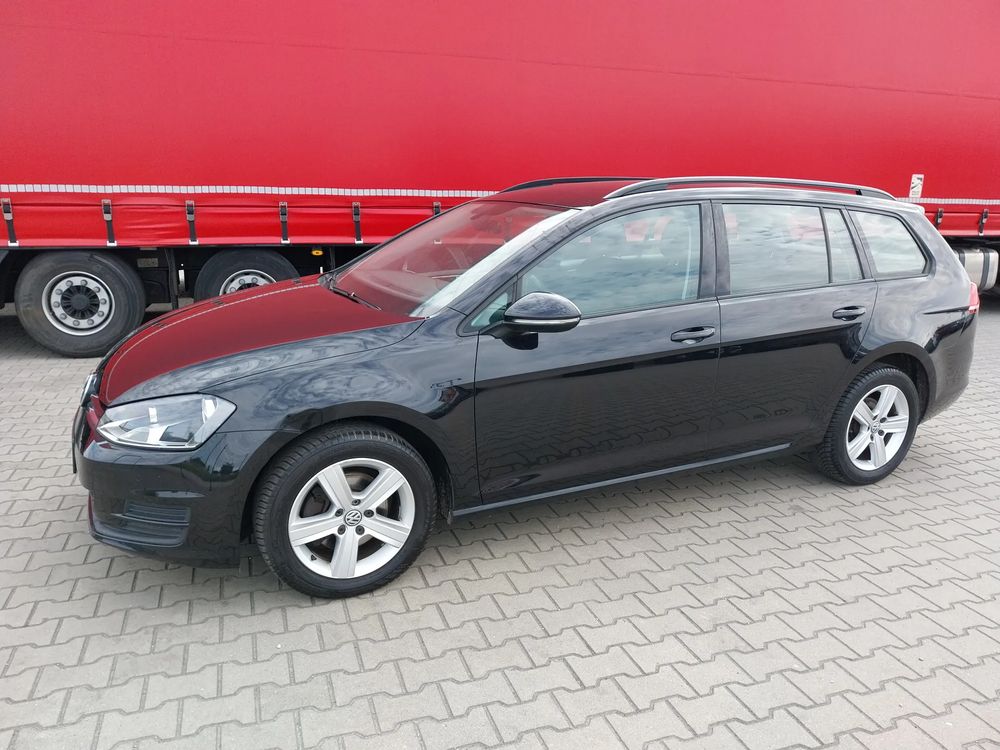 Volkswagen Golf VII 1.2 TSI BlueMotion Technology Comfortline 2016