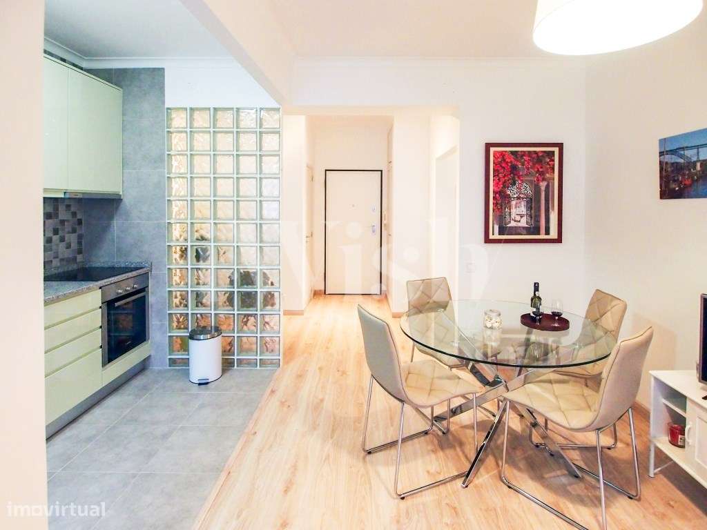 Apartamento com 1 quarto para arrendar na Rua de Santa Catarina pró... - Grande imagem: 2/10