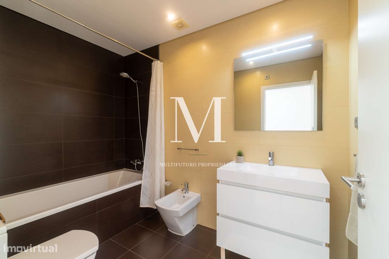 Famalicão | Propriedade T3+1 Térrea | 1.500 m² | Piscina | Jardim | LU-42