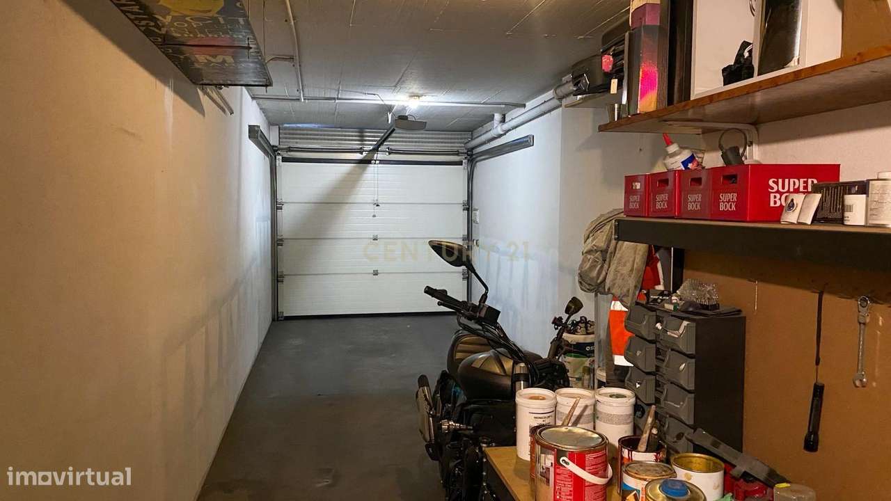 T3 Duplex com Garagem e Piscina | Condomínio Privado em Tomar-16