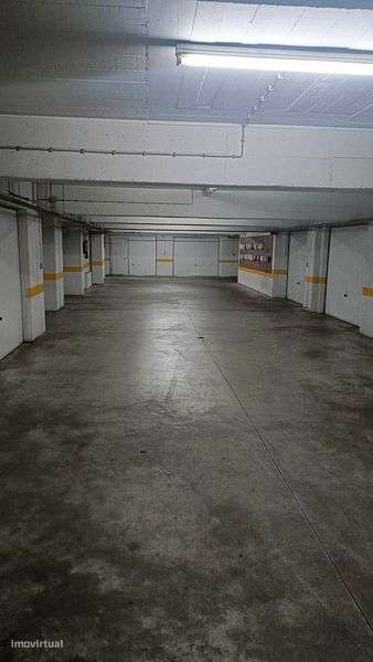 Box Agualva-Cacem 16,5 mt2 - Grande imagem: 4/6