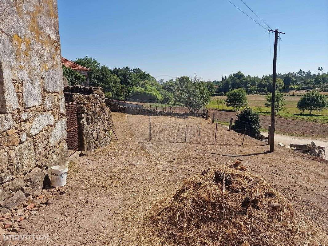 Moradia T2 para venda-6