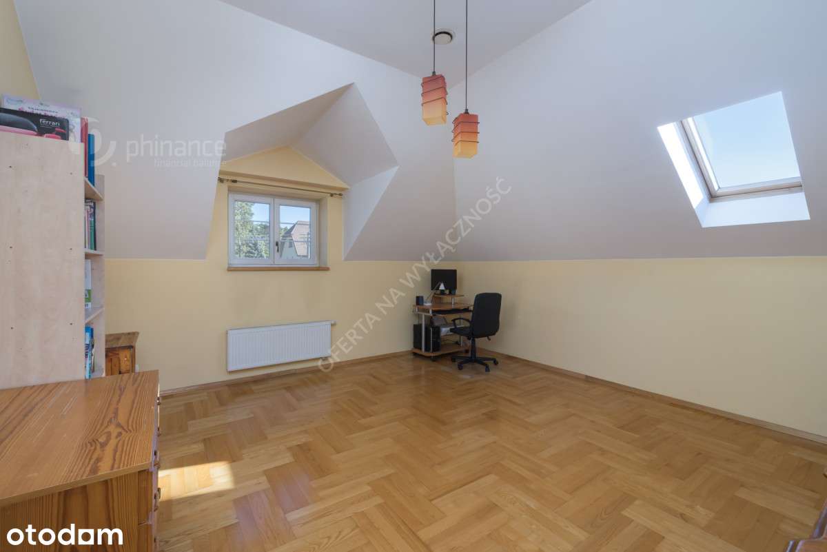 Salon z kuchnią, 8 sypialni, 443,70m2, garaż!-10