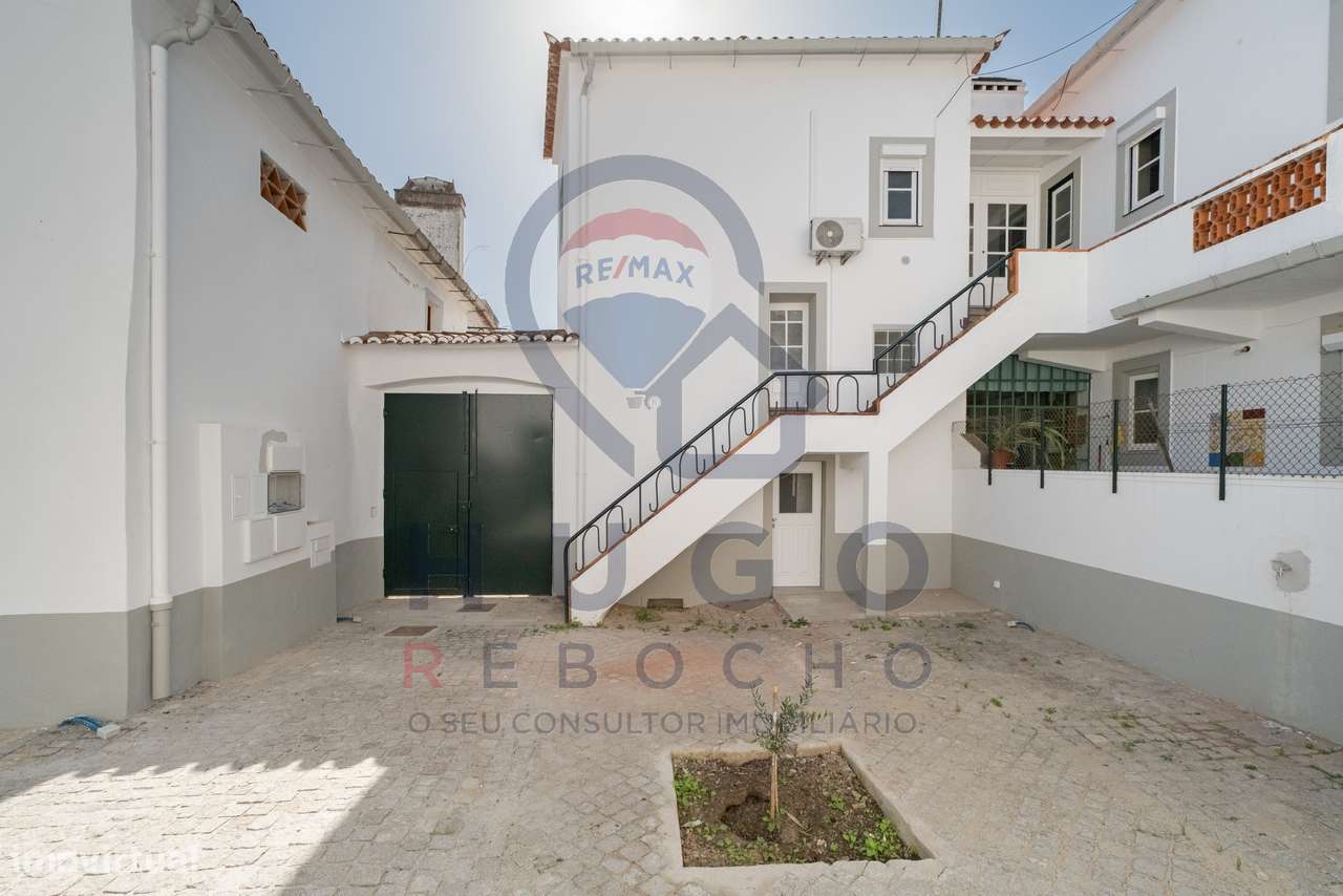 Prédio Exclusivo no Centro Histórico de Évora – Remodelado em 2025-36