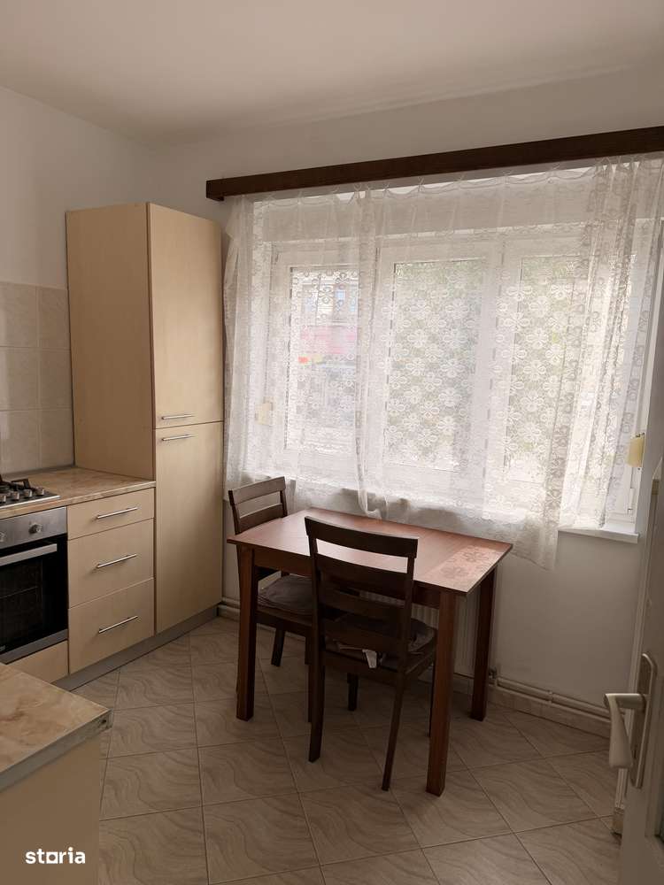 Apartament la casă cu 3 camere si subsol.-19