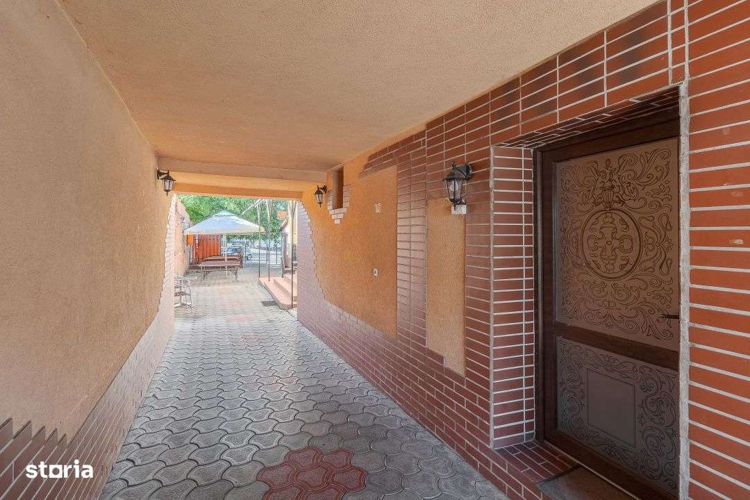 Spatiu comercial, zona centrala Alesd, judetul Bihor - Imagine principală: 5/19