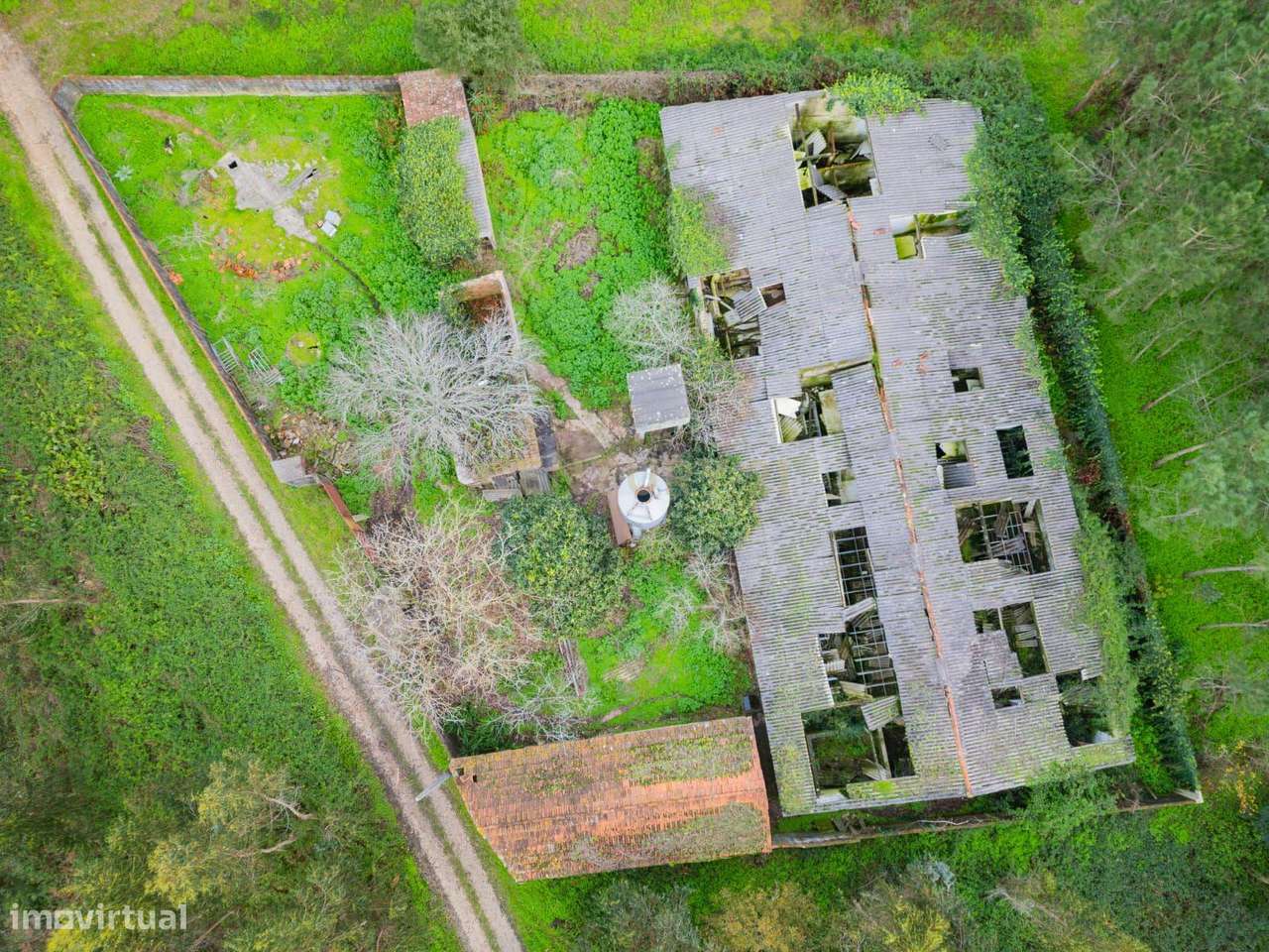 Armazém Agrícola em CASAL DOS CLAROS - Grande imagem: 4/10
