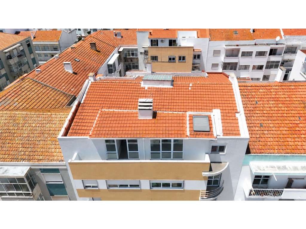 T3 Duplex com Garagem box, Terraços, Suite - Seminovo-55
