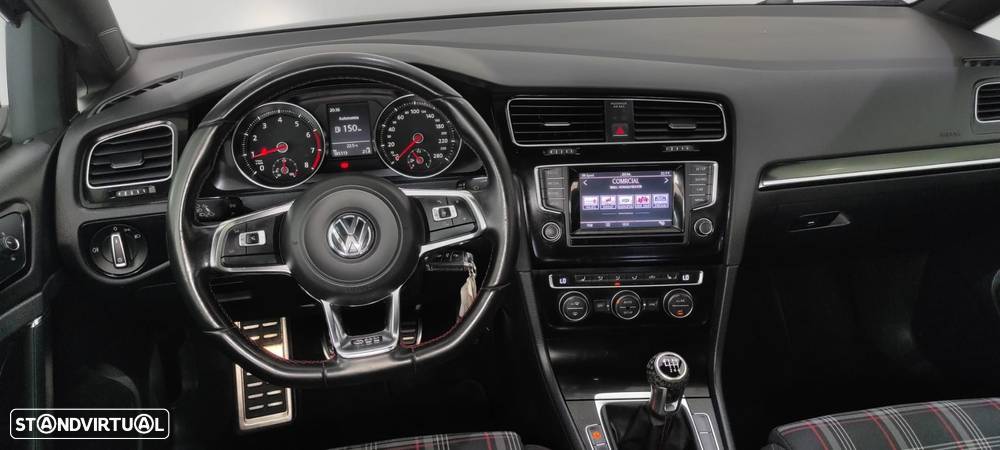 VW Golf GTI BlueMotion - 9