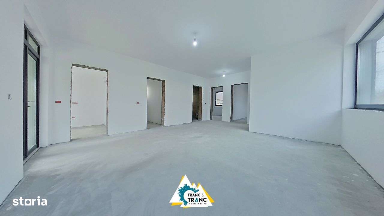 Vila in stil mediteranean cu 3 camere construita in 2024 in Vlaidimire - Imagine principală: 5/11